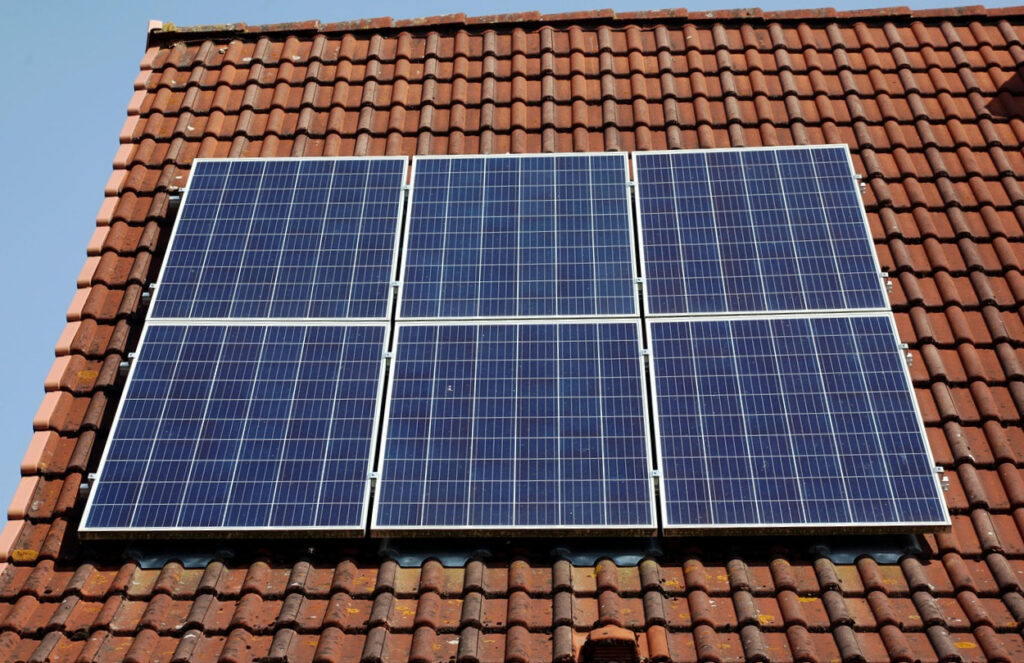 Hogyan válassz napelemet árnyékos környezetbe?