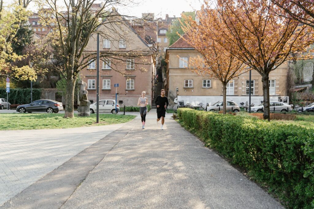Így építhetünk be több mozgást a zsúfolt munkanapokba külön edzőtermi bérlet nélkül